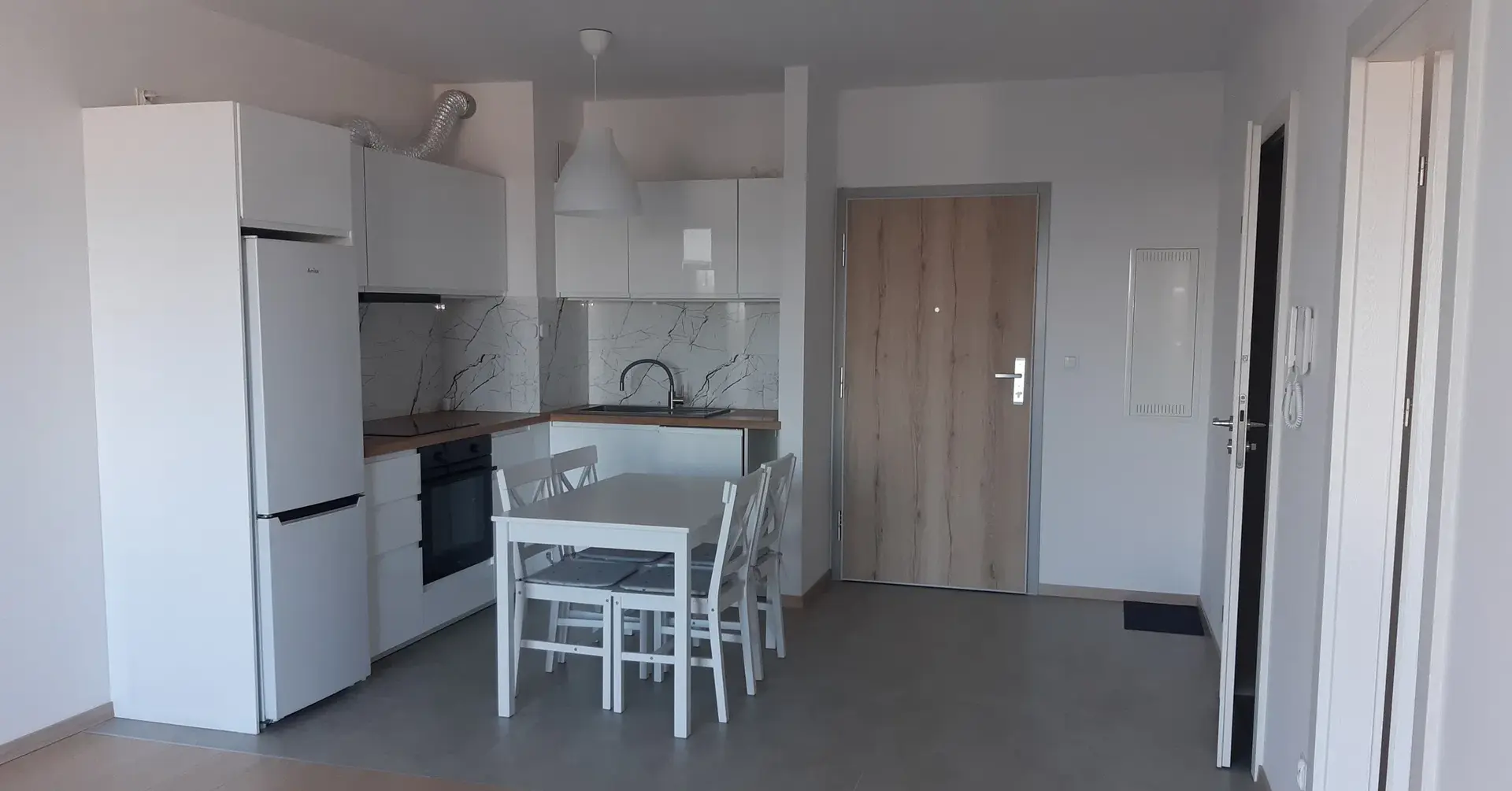 Mieszkanie 2 pokojowe w apartamentowcu - zdjęcie 6