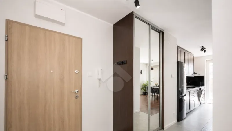 Nowoczesne mieszkanie 34 m² z klimatyzacją i balkonem - zdjęcie 7