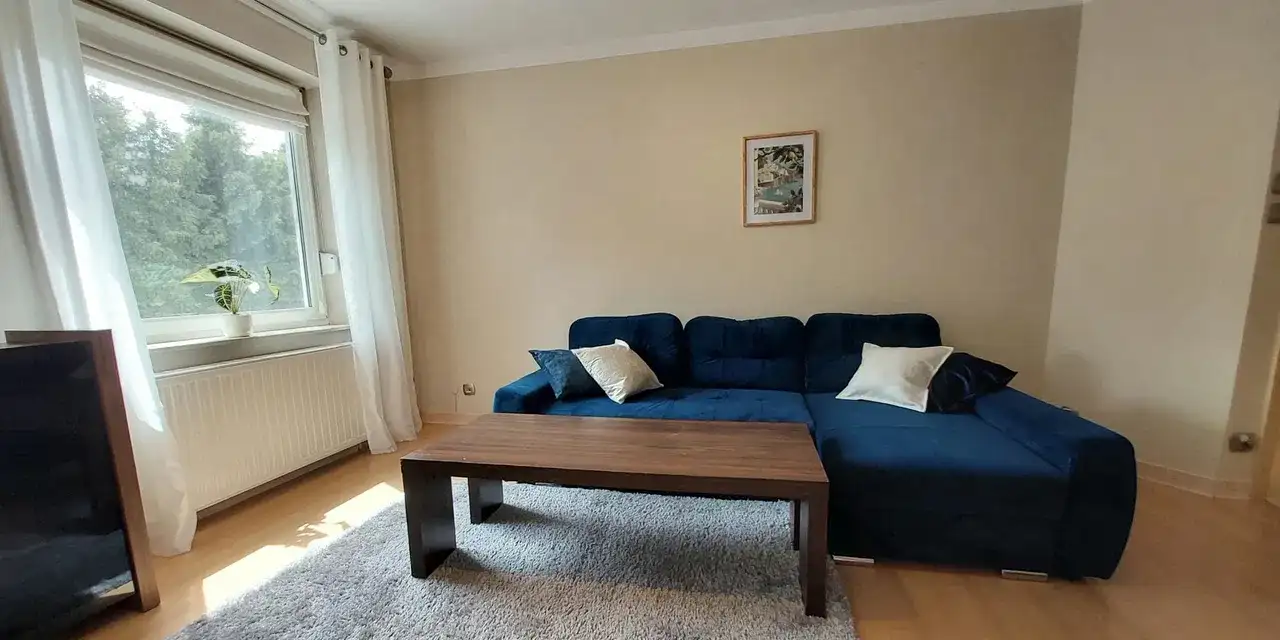Mieszkanie z balkonem, 2 pokoje, osobna kuchnia, garderoba + garaż - zdjęcie 2